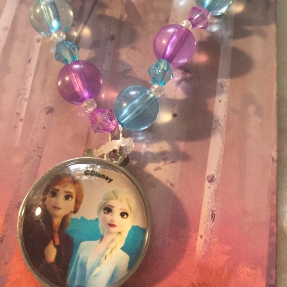 Disney Frozen II Accessories Set Bundle - Picture 9 of 15